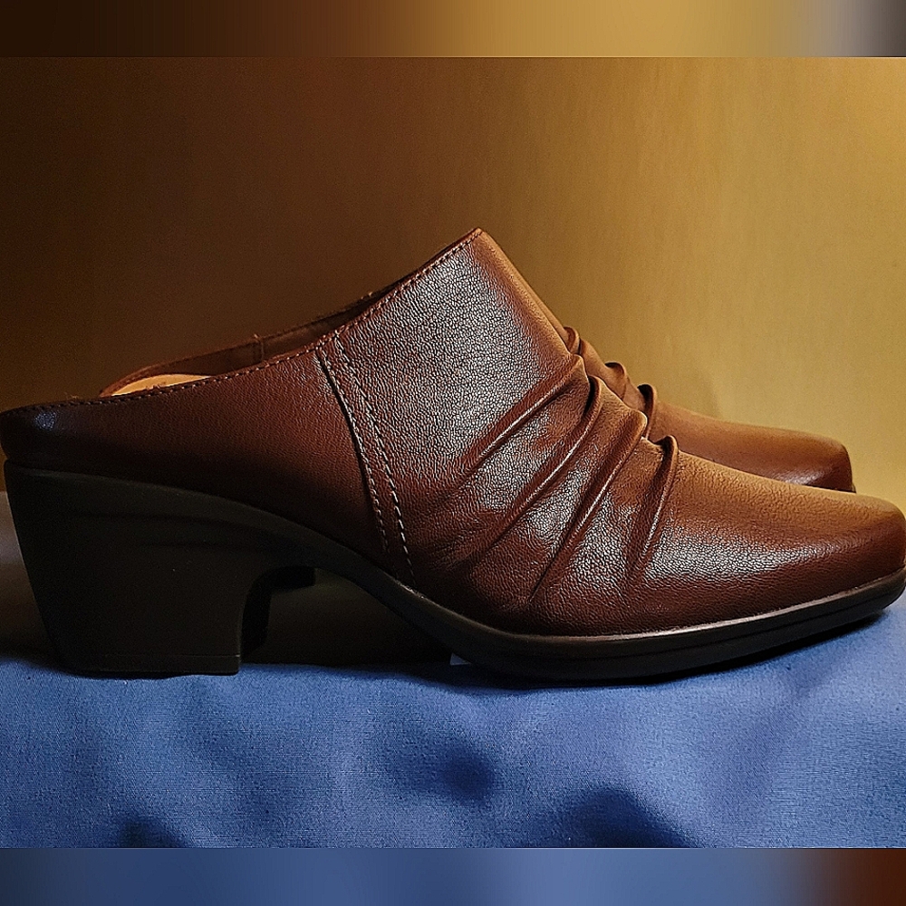 Clarks womens mules
